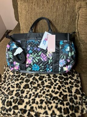 lug Quilted Floral Tote in Black, Teal, Purple